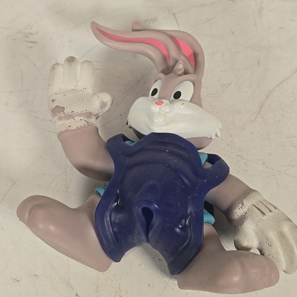 SPACE‎ JAM: A New Legacy - Heroes of Goo Jit Zu Figure  Bugs Bunny 2021